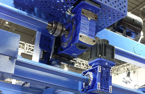 西安西瑪直流電機蝸輪磨損問題。